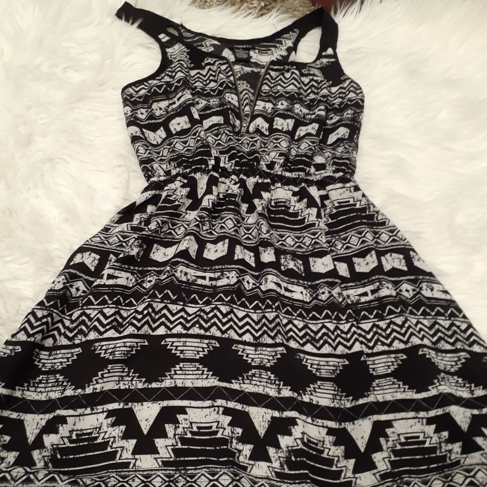 Rue 21 size S summer dress